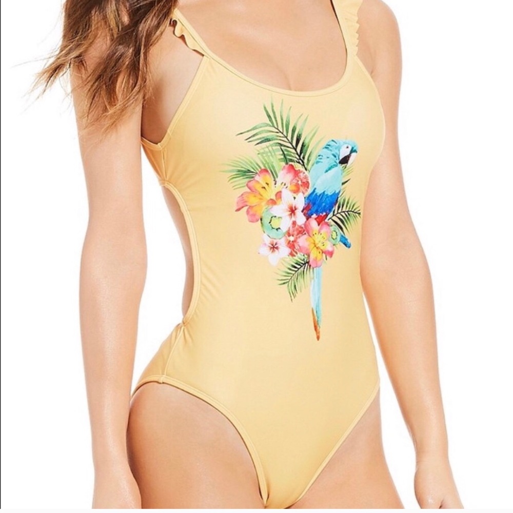 NWT GB Gianni Bini 1pc yellow swimsuit